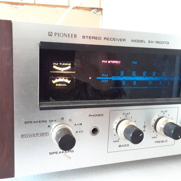 Vintage Pioneer sx-1500td stereo receiver with original box and manuals - Picture 2 of 16